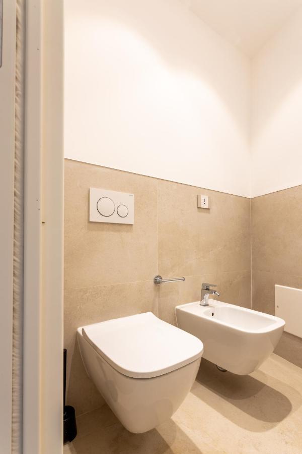 Magnini Rooms Cagliari Luaran gambar