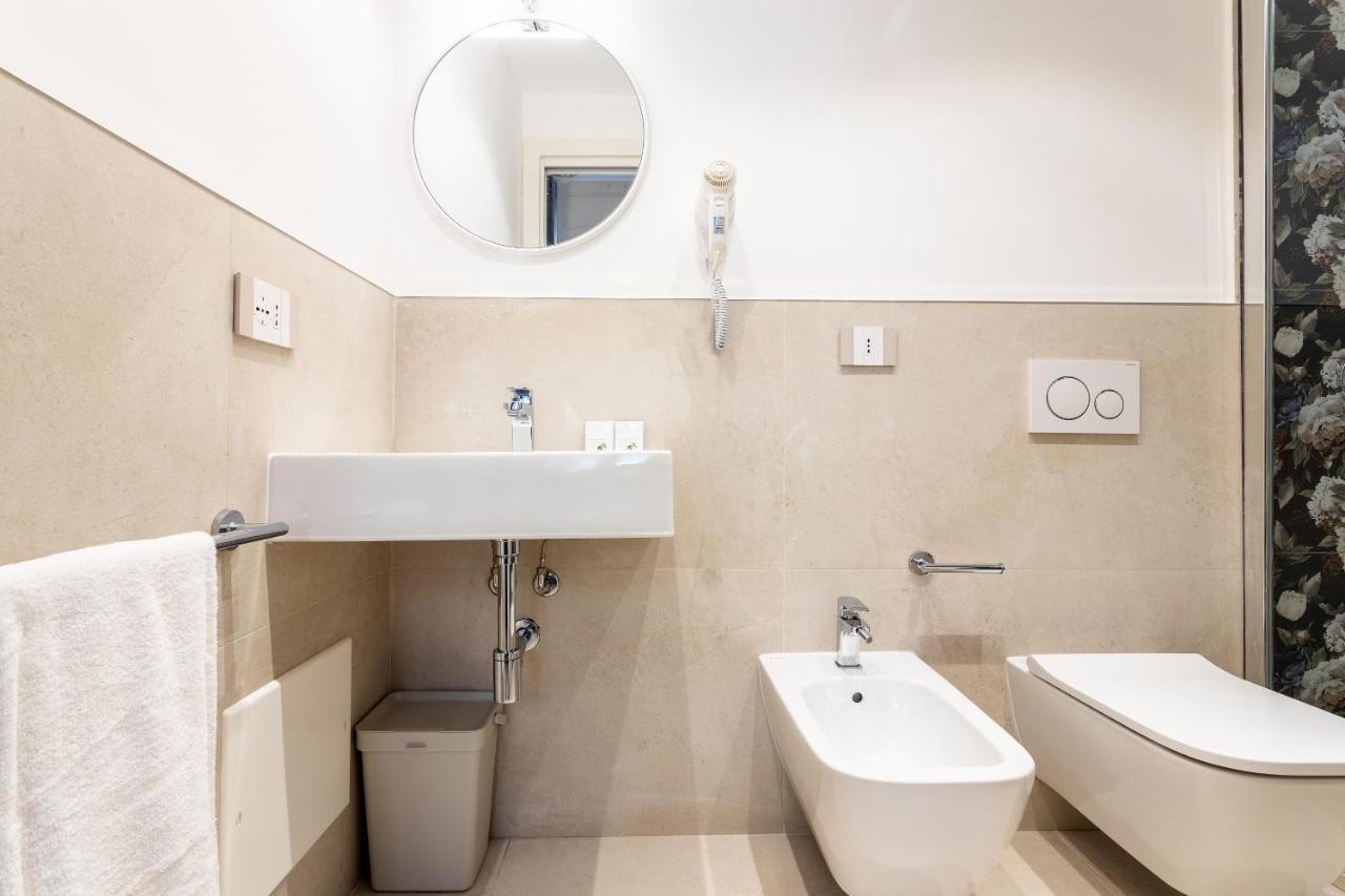 Magnini Rooms Cagliari Luaran gambar
