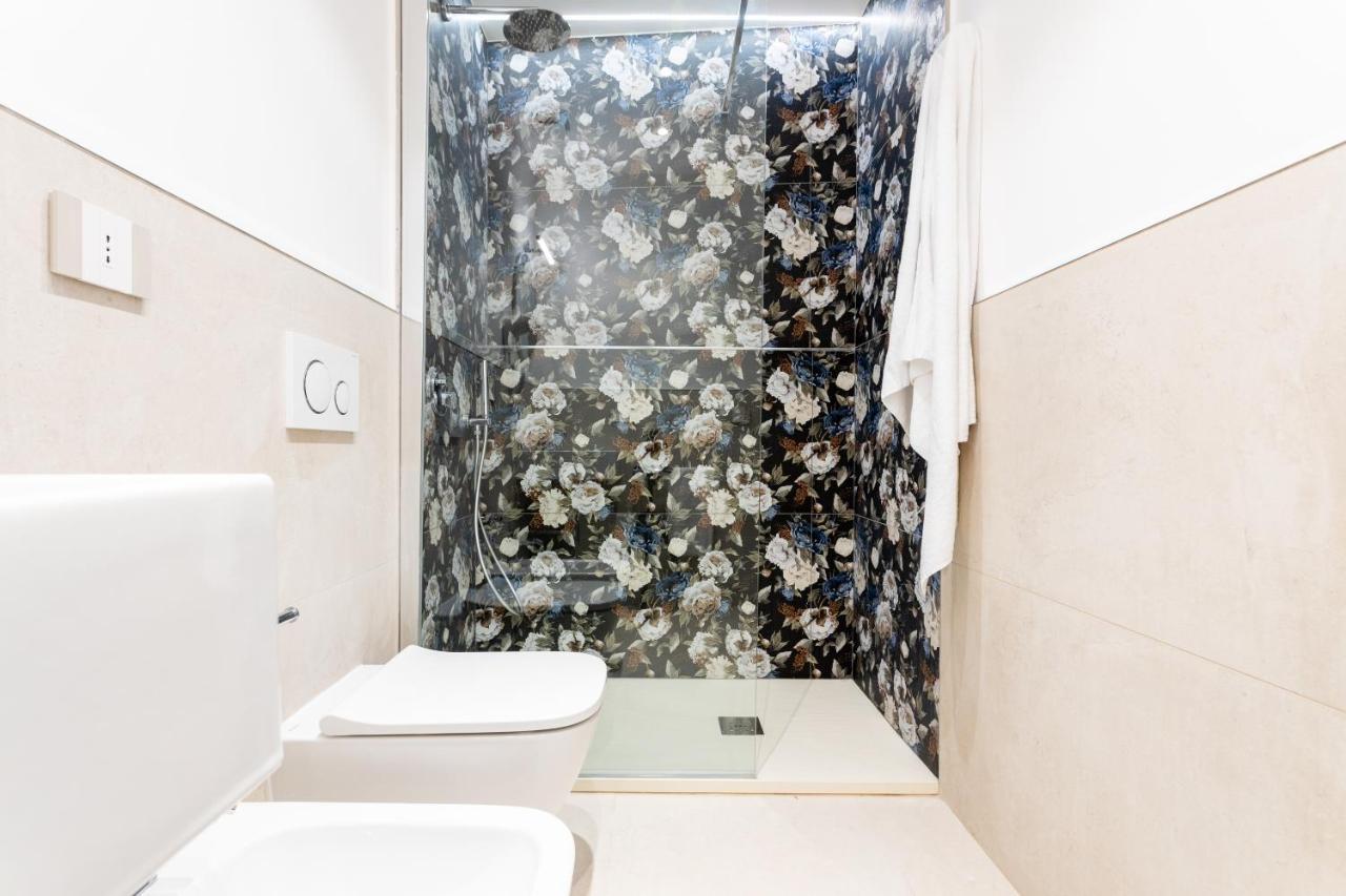 Magnini Rooms Cagliari Luaran gambar