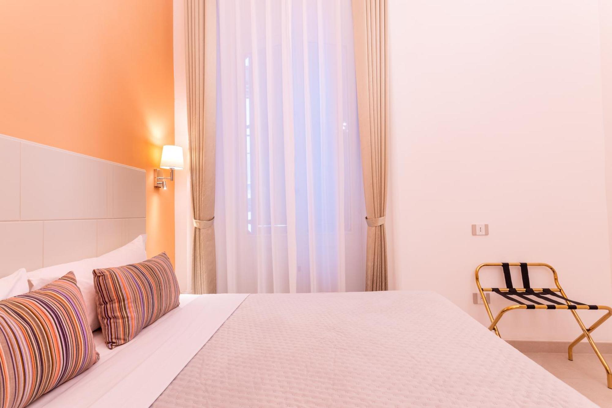 Magnini Rooms Cagliari Luaran gambar