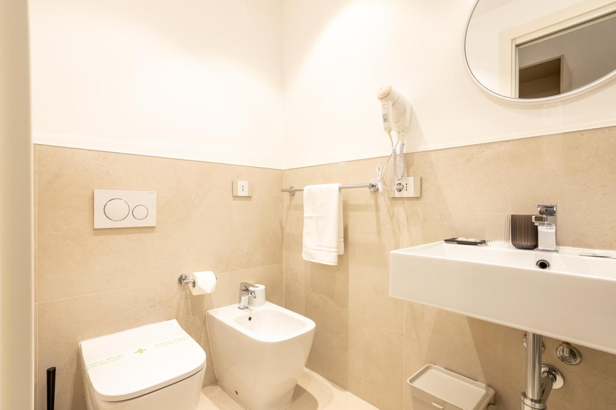 Magnini Rooms Cagliari Luaran gambar
